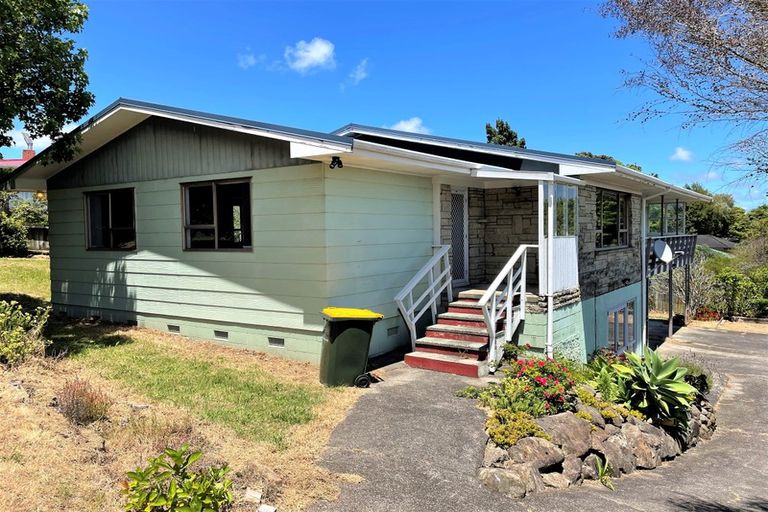 Photo of property in 41 Victoria Avenue, Waiuku, 2123