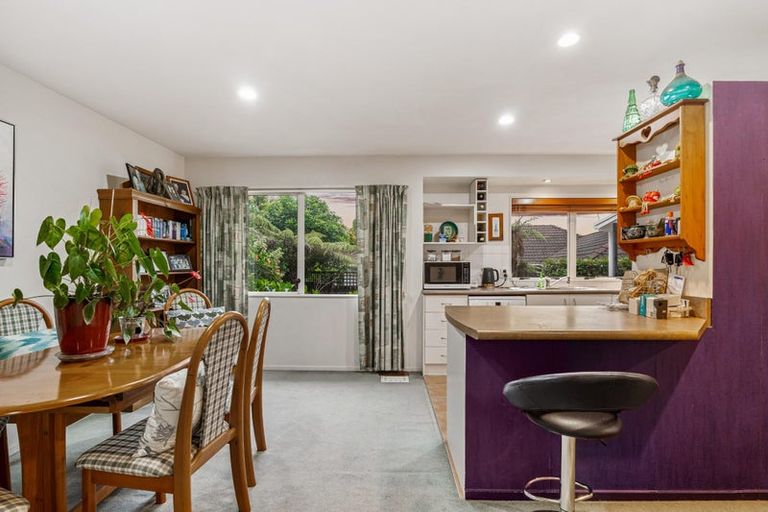 Photo of property in 1 Metric Place, Te Atatu South, Auckland, 0610