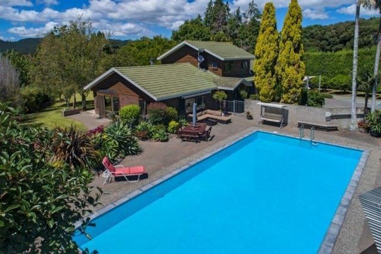 Photo of property in 698 Ngunguru Road, Glenbervie, Whangarei, 0173