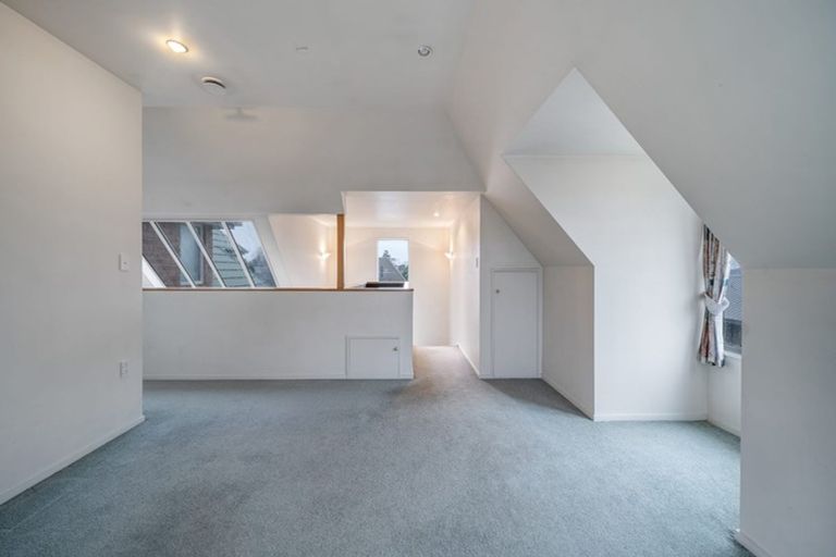 Photo of property in 48b Steadman Road, Broomfield, Christchurch, 8042