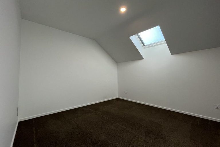 Photo of property in 1/23 Hills Road, Edgeware, Christchurch, 8013