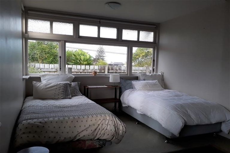 Photo of property in 137 Wellington Road, Paekakariki, 5034