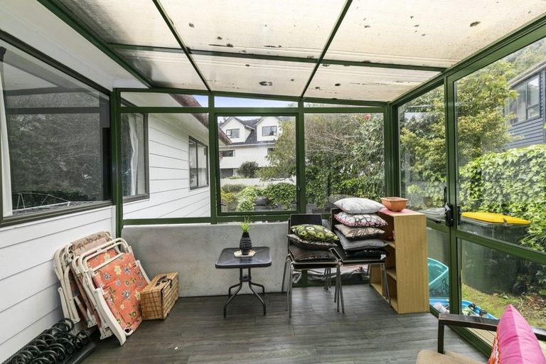 Photo of property in 55 Viewmont Drive, Harbour View, Lower Hutt, 5010