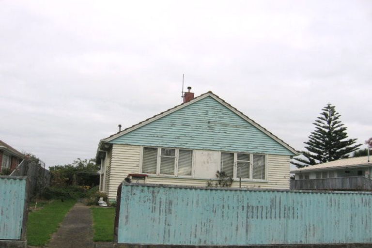 Photo of property in 6 Haversham Street, Highbury, Palmerston North, 4412