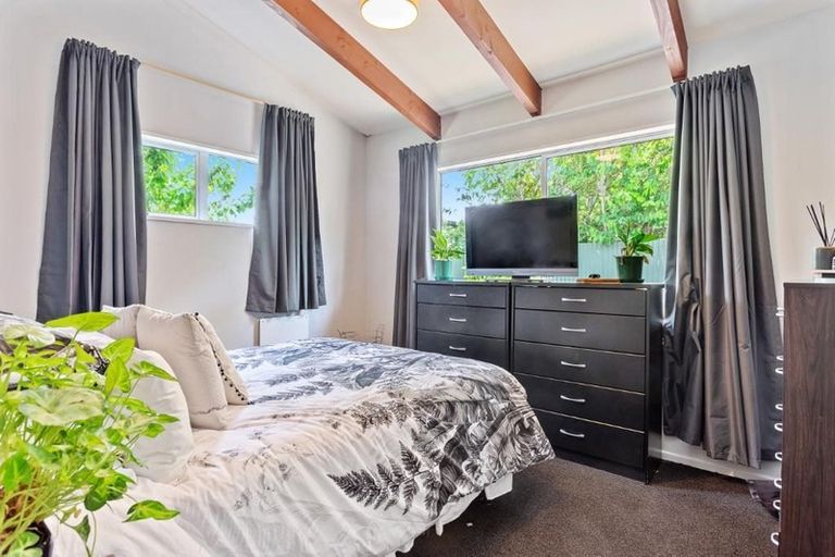 Photo of property in 2 Burnt Hill Road, Oxford, 7430