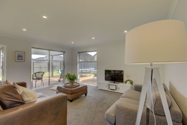 Photo of property in 34 Tripoli Street, Rangiora, 7400