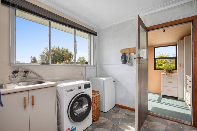 Photo of property in 15 Clutha Street, Alexandra, 9320