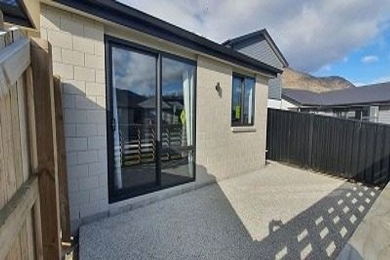 Photo of property in 2 Silver Street, Lower Shotover, Queenstown, 9304