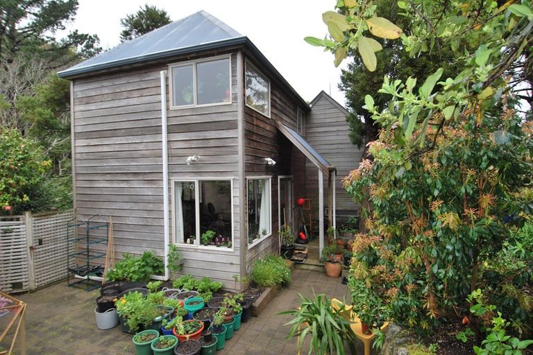 Photo of property in 49 Waikowhai Street, Ngaio, Wellington, 6035