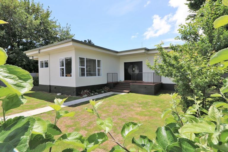 Photo of property in 4a Kent Street, Carterton, 5713