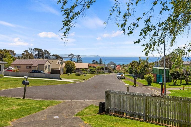 Photo of property in 21 Whenuariri Place, Maketu, Te Puke, 3189