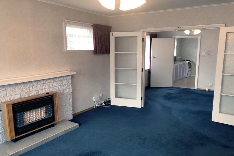 Photo of property in 82 Fraser Crescent, Elderslea, Upper Hutt, 5018