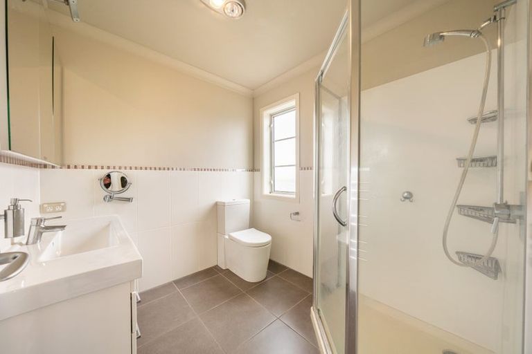 Photo of property in 18 Milford Street, Aotea, Porirua, 5024