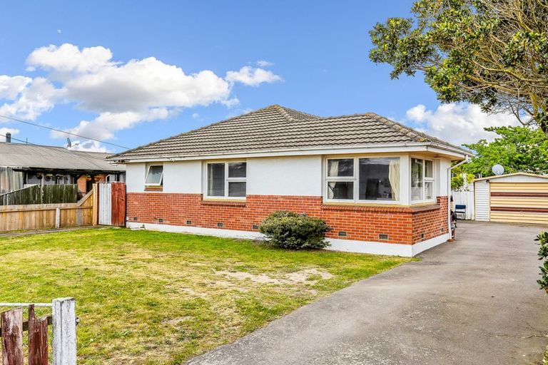 Photo of property in 11 Yarmouth Street, Aranui, Christchurch, 8061