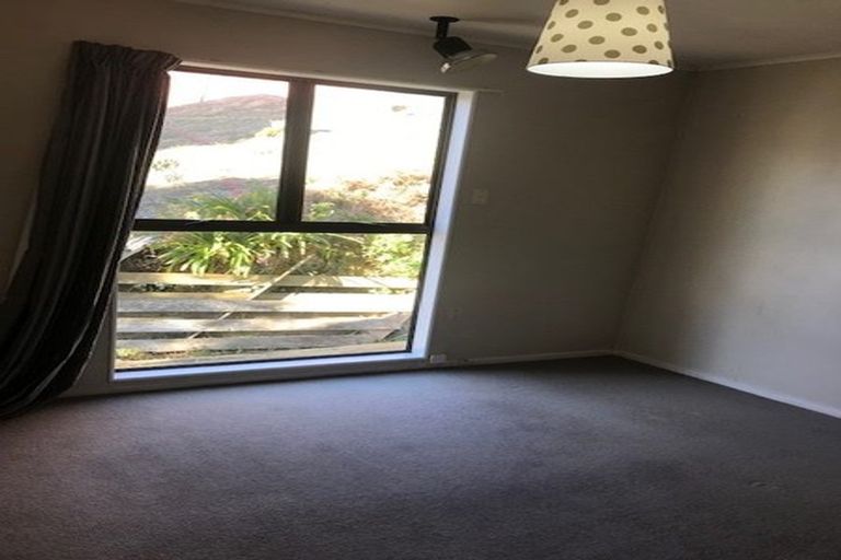 Photo of property in 22 Frobisher Street, Island Bay, Wellington, 6023