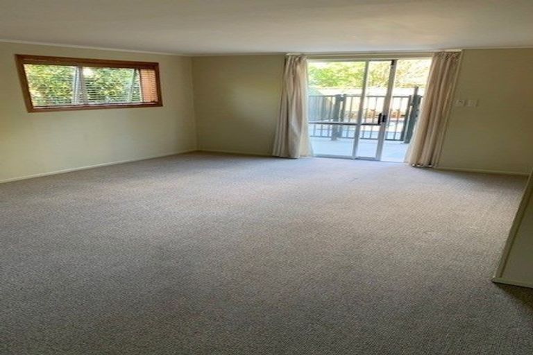 Photo of property in 1/38 Heathcote Road, Castor Bay, Auckland, 0620