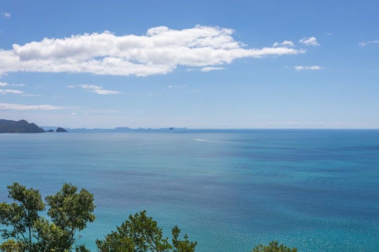 Photo of property in 3 Oceana Heights, Tairua, 3508