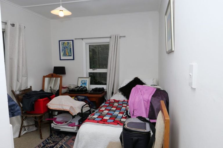 Photo of property in 61 Tutere Street, Waikanae Beach, Waikanae, 5036