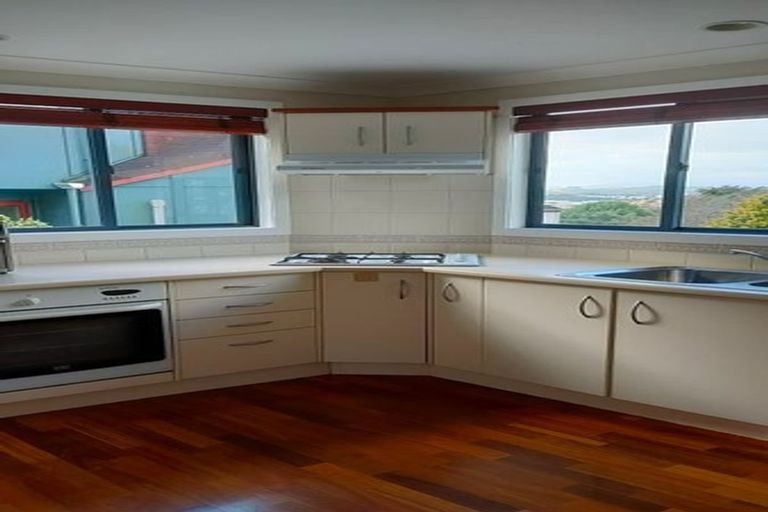 Photo of property in 295 Main Road, Tawa, Wellington, 5028