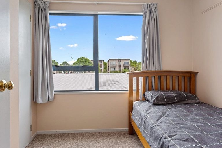 Photo of property in 2/274 Armagh Street, Christchurch Central, Christchurch, 8011