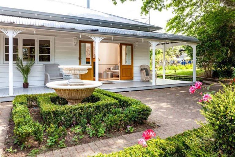 Photo of property in 284 Main Sh25 Road, Tairua, 3508