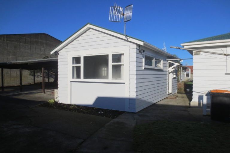 Photo of property in 24 Fitchett Street, Palmerston North, 4410