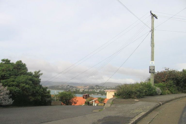 Photo of property in 62 Mana View Road, Paremata, Porirua, 5026