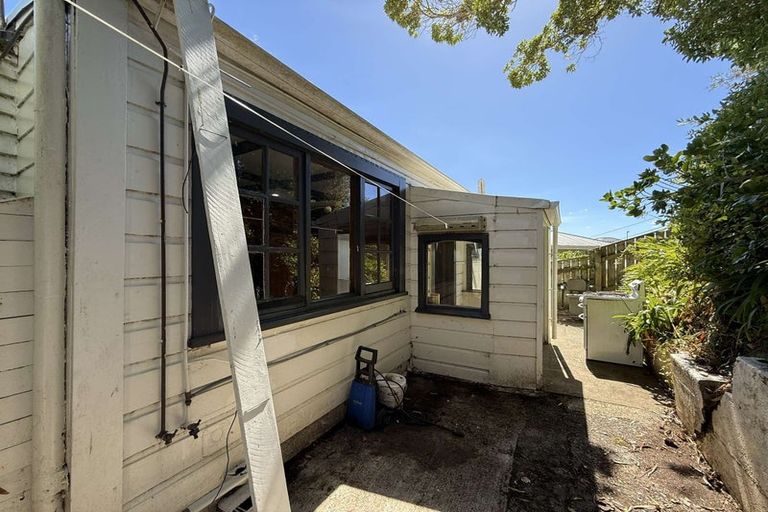 Photo of property in 61 Rolleston Street, Mount Cook, Wellington, 6021