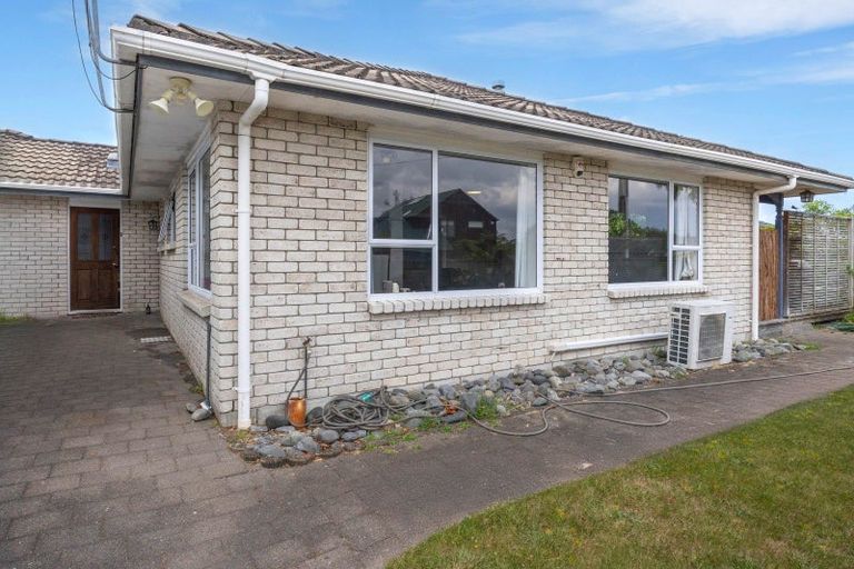 Photo of property in 11 Te Hatepe Avenue, Taupo, 3330