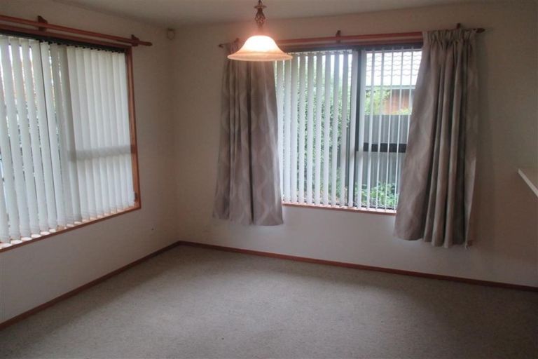 Photo of property in 3/66 Middlepark Road, Sockburn, Christchurch, 8042