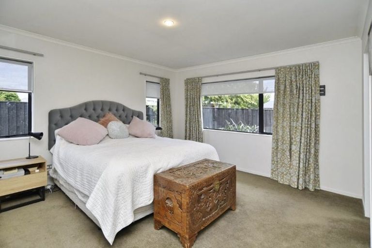 Photo of property in 6 Hampstead Close, Rangiora, 7400