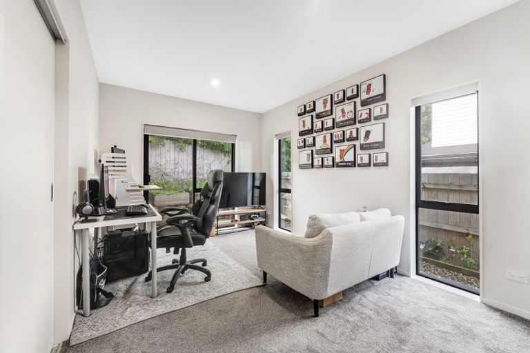Photo of property in 34c Rodney Street, Howick, Auckland, 2014