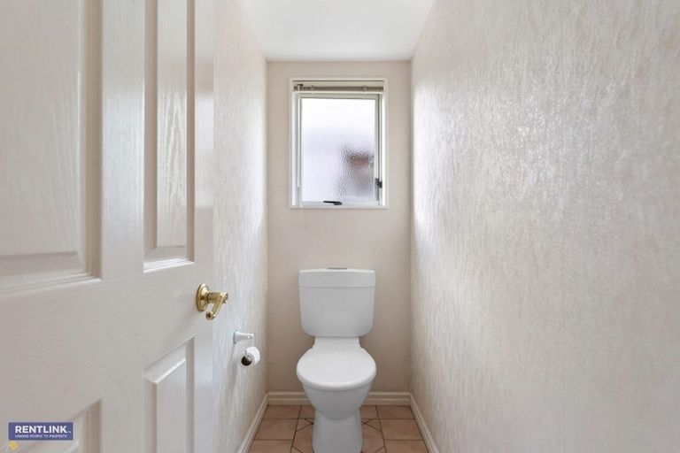 Photo of property in 111 Gravatt Road, Papamoa Beach, Papamoa, 3118