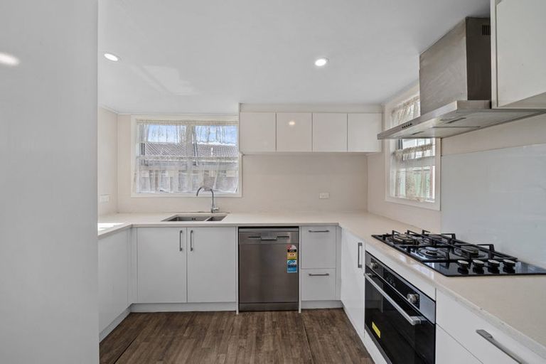 Photo of property in 4 Kenderdine Road, Papatoetoe, Auckland, 2025