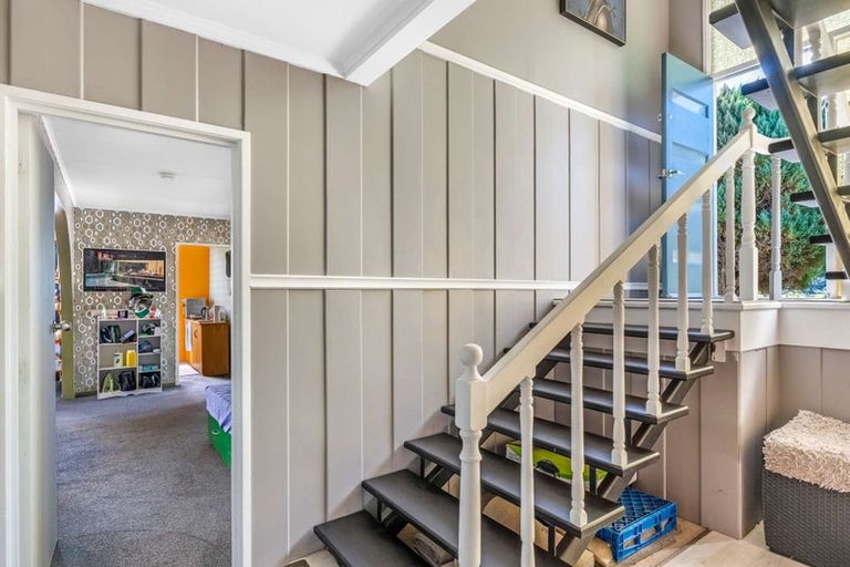 Photo of property in 12 Banks Street, Tolaga Bay, 4077