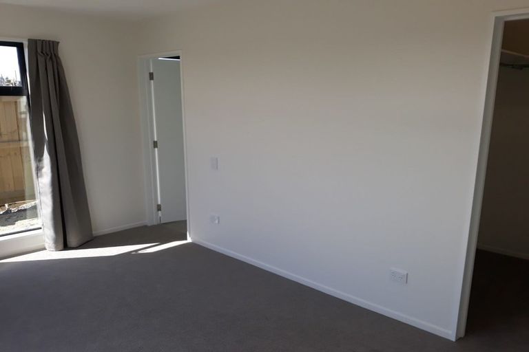 Photo of property in 10 Perendale Street, Belfast, Christchurch, 8051
