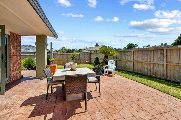 Photo of property in 3 Trossach Place, Wattle Downs, Auckland, 2103
