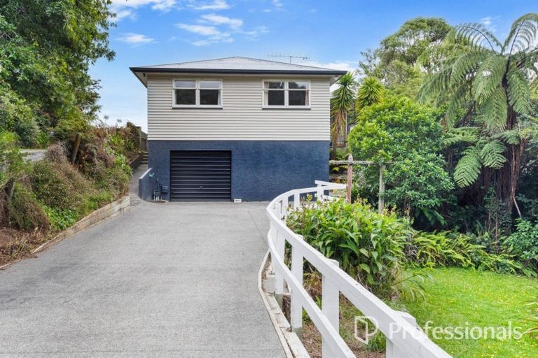 Photo of property in 31 Rimu Road, Raumati Beach, Paraparaumu, 5032