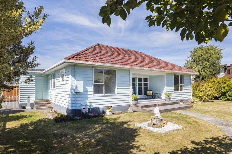 Photo of property in 48 Mcfaddens Road, St Albans, Christchurch, 8052