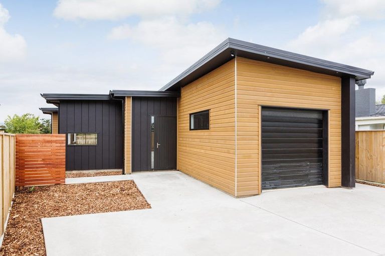 Photo of property in 40a Clifton Terrace, Fitzherbert, Palmerston North, 4410