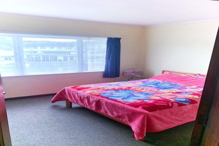Photo of property in 44-46 Collingwood Street, Waterloo, Lower Hutt, 5011