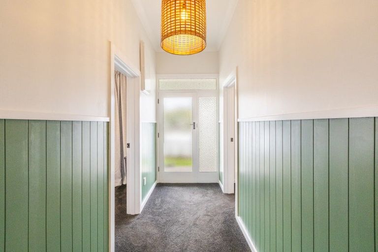 Photo of property in 21 Porangahau Road, Waipukurau, 4200