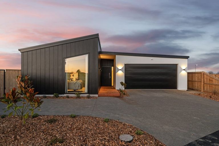 Photo of property in 115 Aviemore Drive, Marshland, Christchurch, 8083