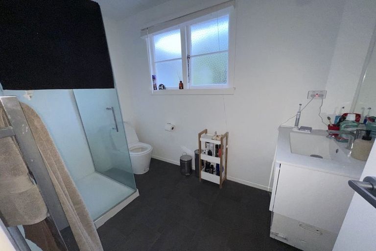 Photo of property in 223 Grahams Road, Burnside, Christchurch, 8053