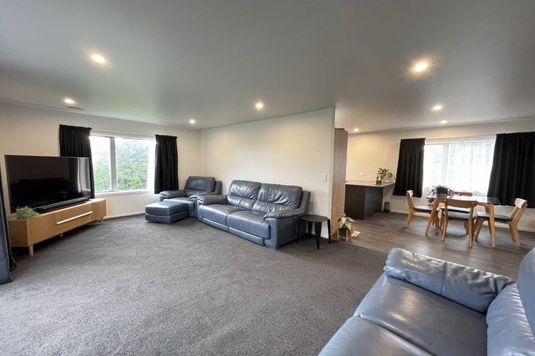Photo of property in 52 Herewini Street, Titahi Bay, Porirua, 5022