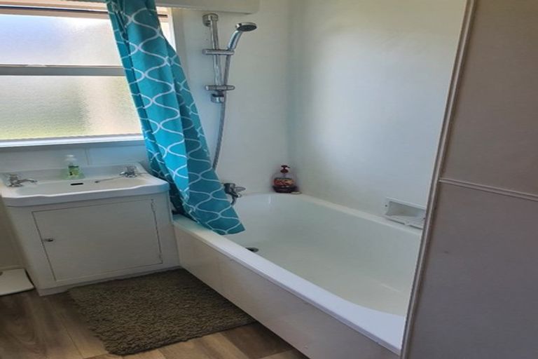 Photo of property in 5a Coronation Avenue, Pukekohe, 2120