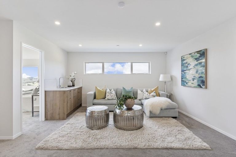 Photo of property in 8 Harakeke Terrace, Whitford, 2019