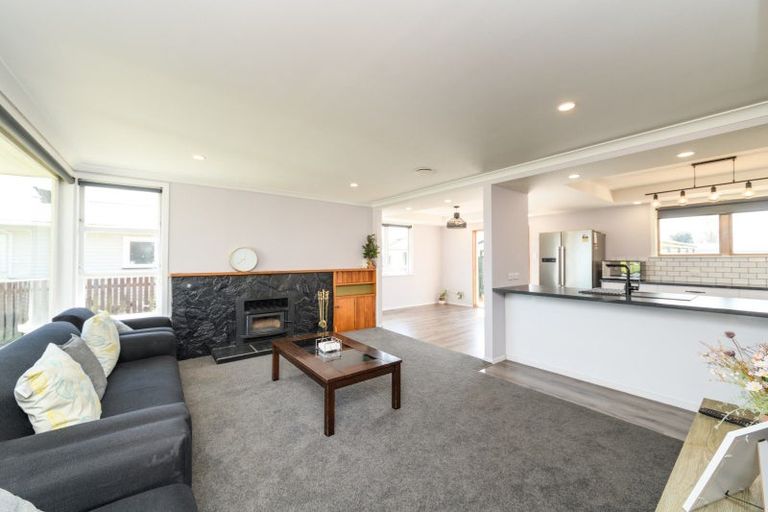 Photo of property in 27 Aspiring Avenue, Milson, Palmerston North, 4414
