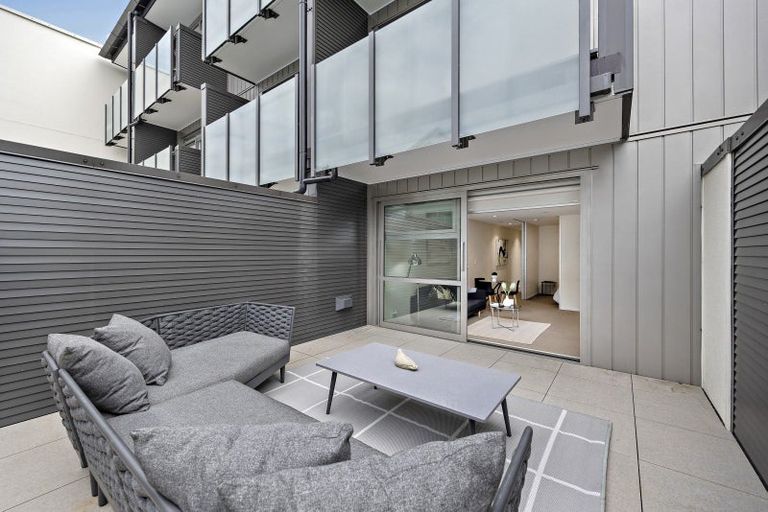 Photo of property in 2r/80 Richmond Road, Grey Lynn, Auckland, 1021