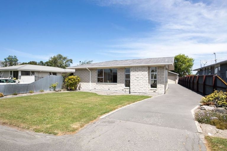 Photo of property in 65 Johns Road, Rangiora, 7400